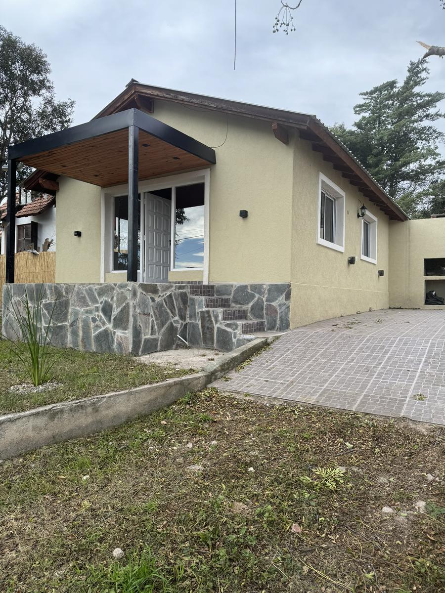 #5147780 | Venta | Casa | Villa General Belgrano (Henderson)