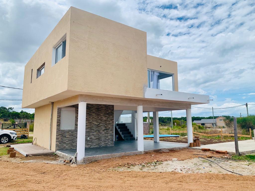 #3595869 | Venta | Casa | Punta Negra (Emiliano Pedrozo)