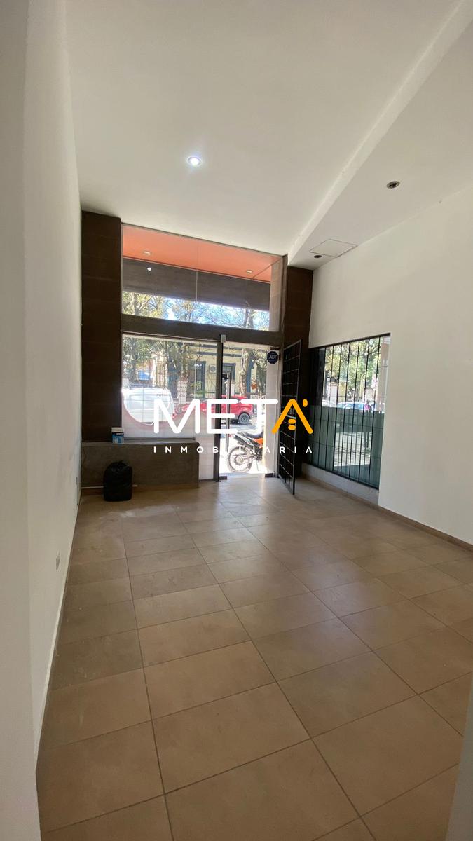 #5319631 | Rental | Store | Barrio Sur (META inmobiliaria)