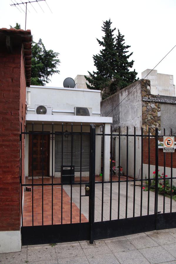 #3208902 | Sale | House | La Matanza (SEBASTIAN PETRELLI ASESORES INMOBILIARIOS)