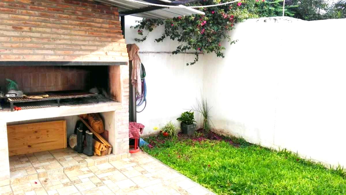 #5071903 | Venta | Casa | Republica De La Sexta (Del parque Inmobiliaria)