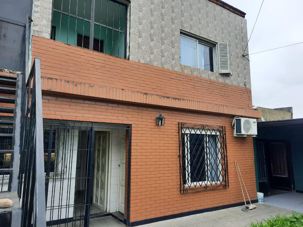 #2456256 | Venta | Casa | San Miguel De Tucuman (INMOPLUS )