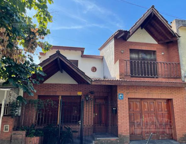 #3934106 | Venta | Casa | Temperley (Puente Propiedades)