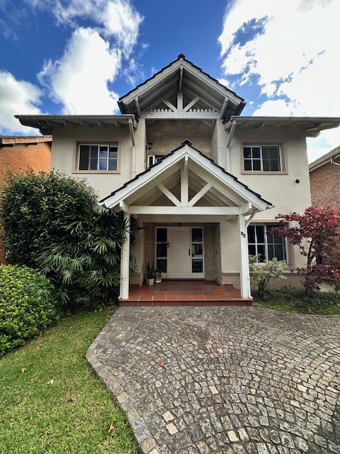 #5137727 | Venta | Casa | San Miguel (G. Cabrera Bienes Raíces)