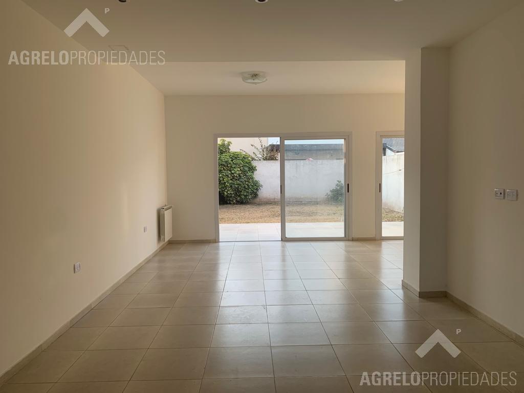 #5409734 | Alquiler | Casa | Claros del Bosque (Agrelo Propiedades)