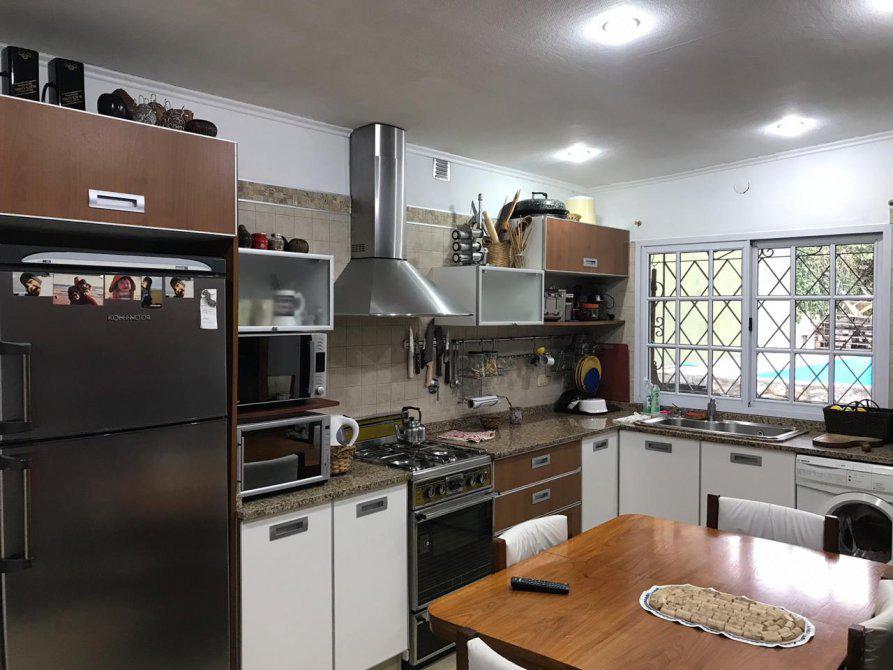 #4218723 | Sale | House | Temperley (Sevillano Negocios Inmobiliarios)