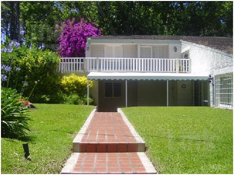 #230919 | Venta | Casa | Pinares (Link Real State Boutique)