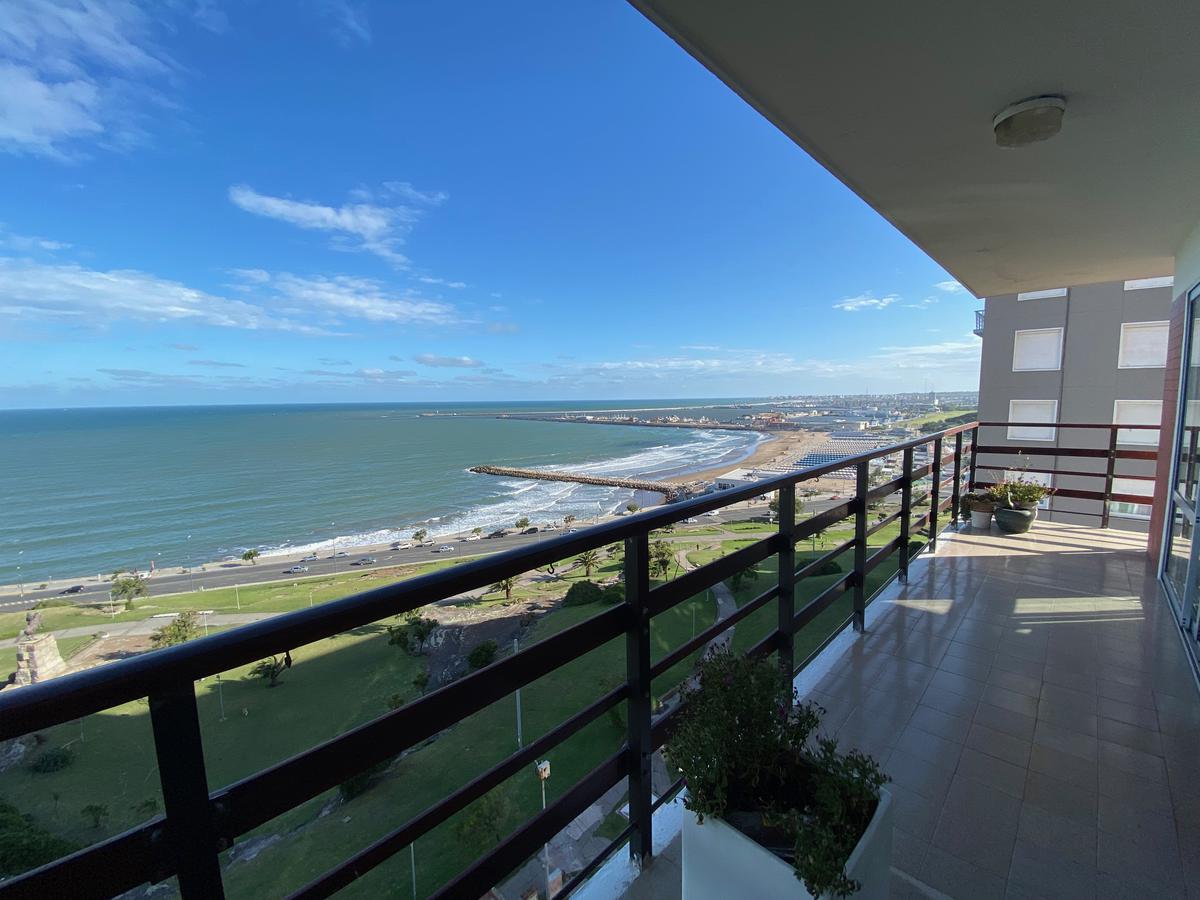 #5394214 | Alquiler | Departamento | Playa Grande (Velati Propiedades)