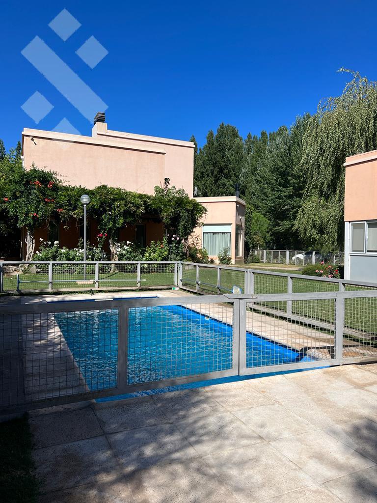 #4834764 | Venta | Casa | Neuquen (Leonardo Sfeir)