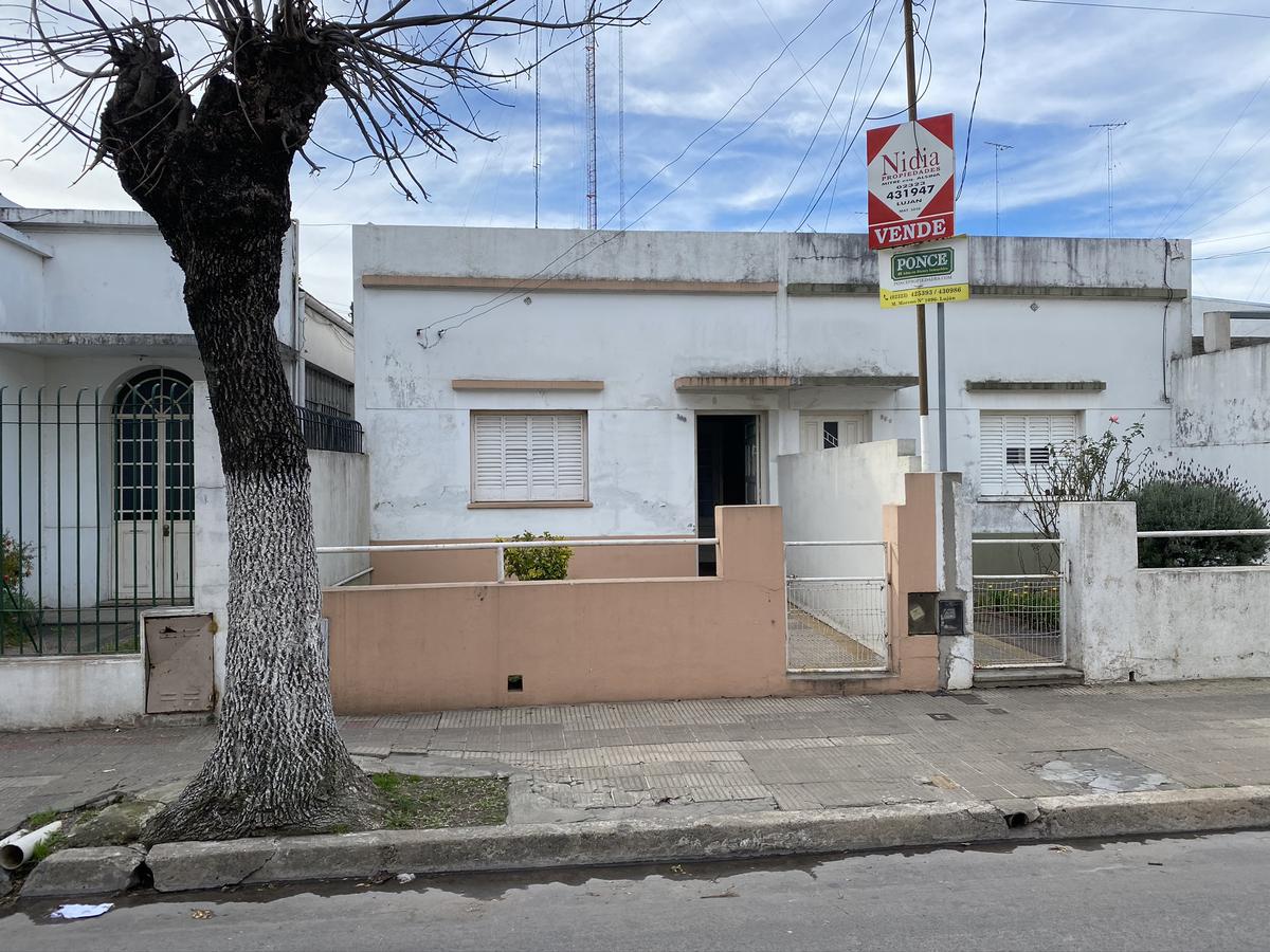 #1285281 | Venta | Casa | Centro De Lujan (Nidia Propiedades)