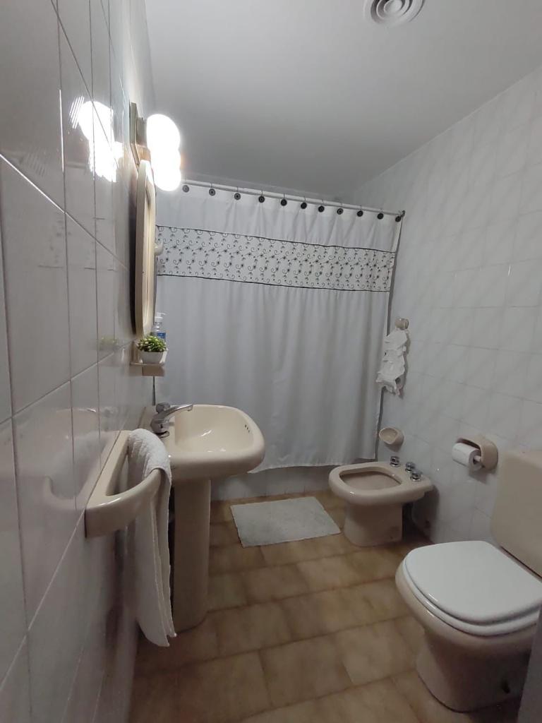 #4814767 | Sale | House | Roca (Inmobiliaria Comodoro Sociedad Anonima)