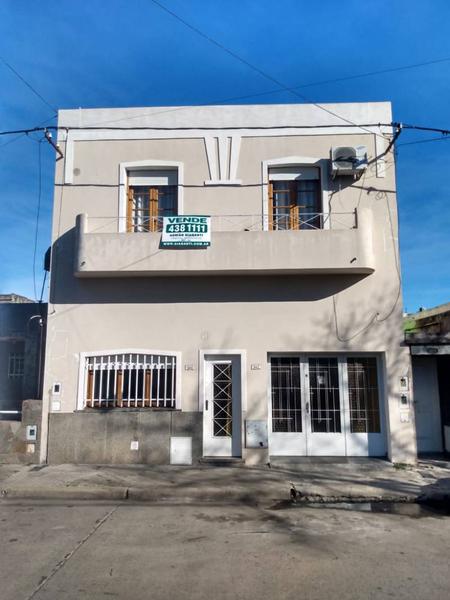 #3081228 | Sale | House | Rosario (Adrian Giaganti Inmobiliaria)