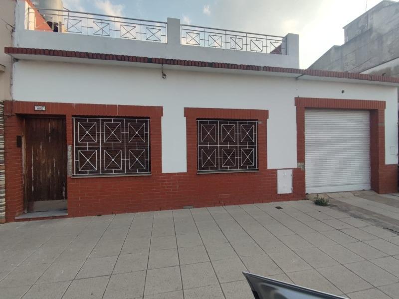 #3841393 | Venta | Casa | Valentin Alsina (Estudio Yacoub)