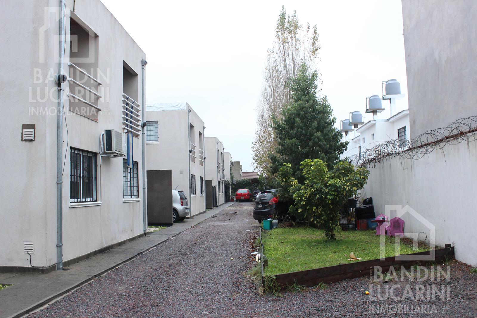 #4380179 | Sale | Horizontal Property | Berazategui (Lucarini Bandin Inmobiliaria)