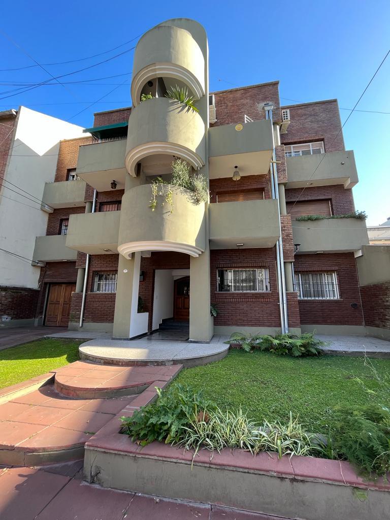 #4382608 | Venta | Departamento | Adrogue (B&B Bonatti • Barretta Brokers)