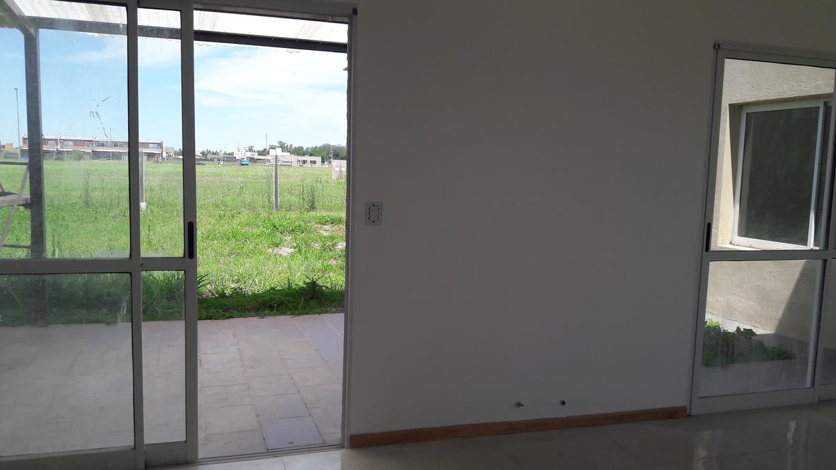 #1650170 | Sale | House | Alberdi (OFEELY NEGOCIOS INMOBILIARIOS)