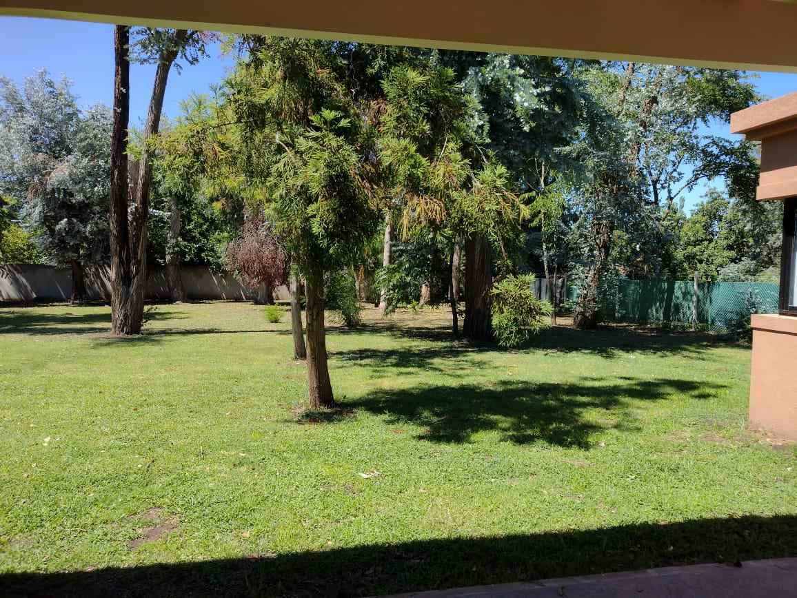 #1961109 | Sale | Country House | Los Cardales (Futuro Bienes Raices)