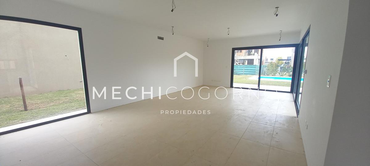 #3971858 | Sale | House | Las Araucarias (Mechi Cogorno)
