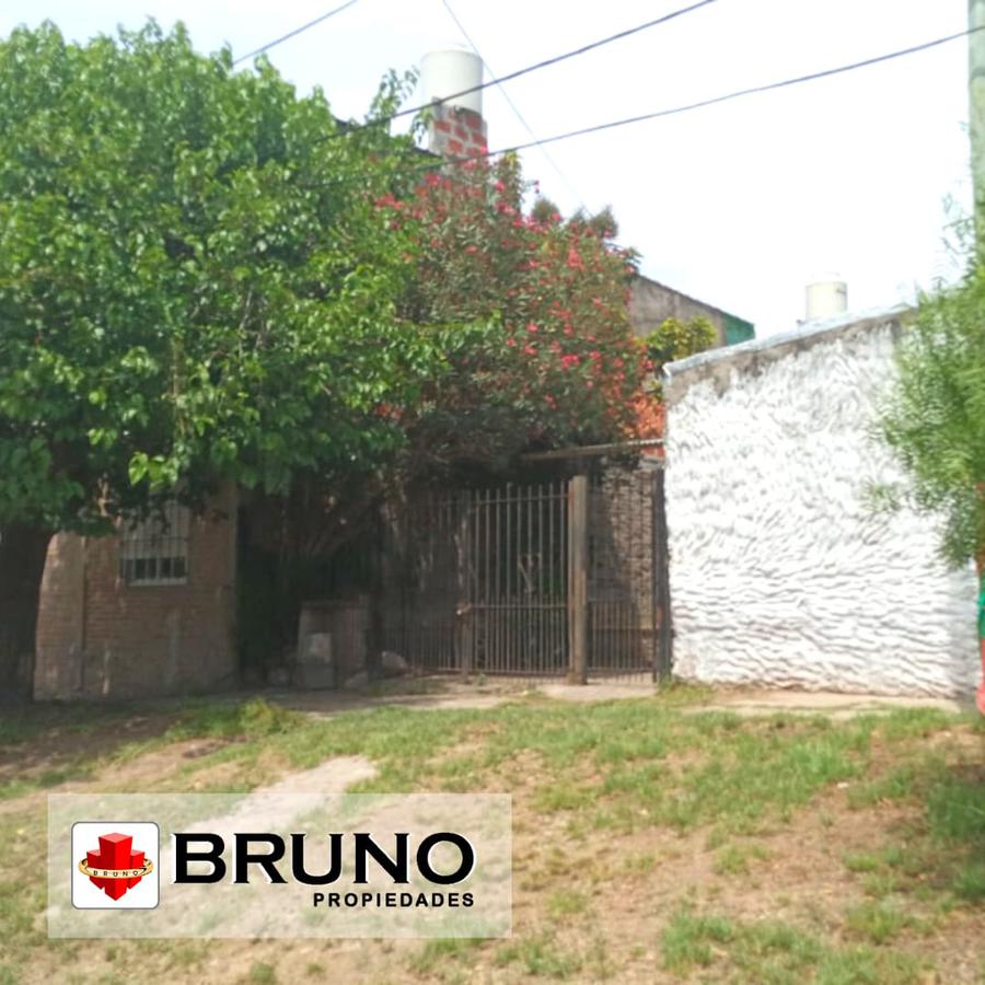 #4383968 | Venta | Casa | Merlo (BRUNO PROPIEDADES)