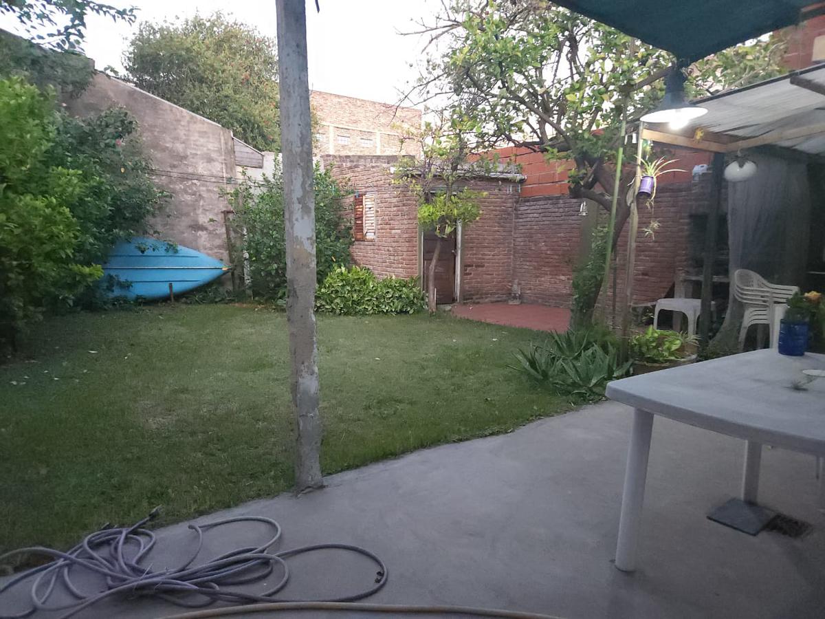 #3716651 | Sale | House | Lanus Oeste (Ianchuk)