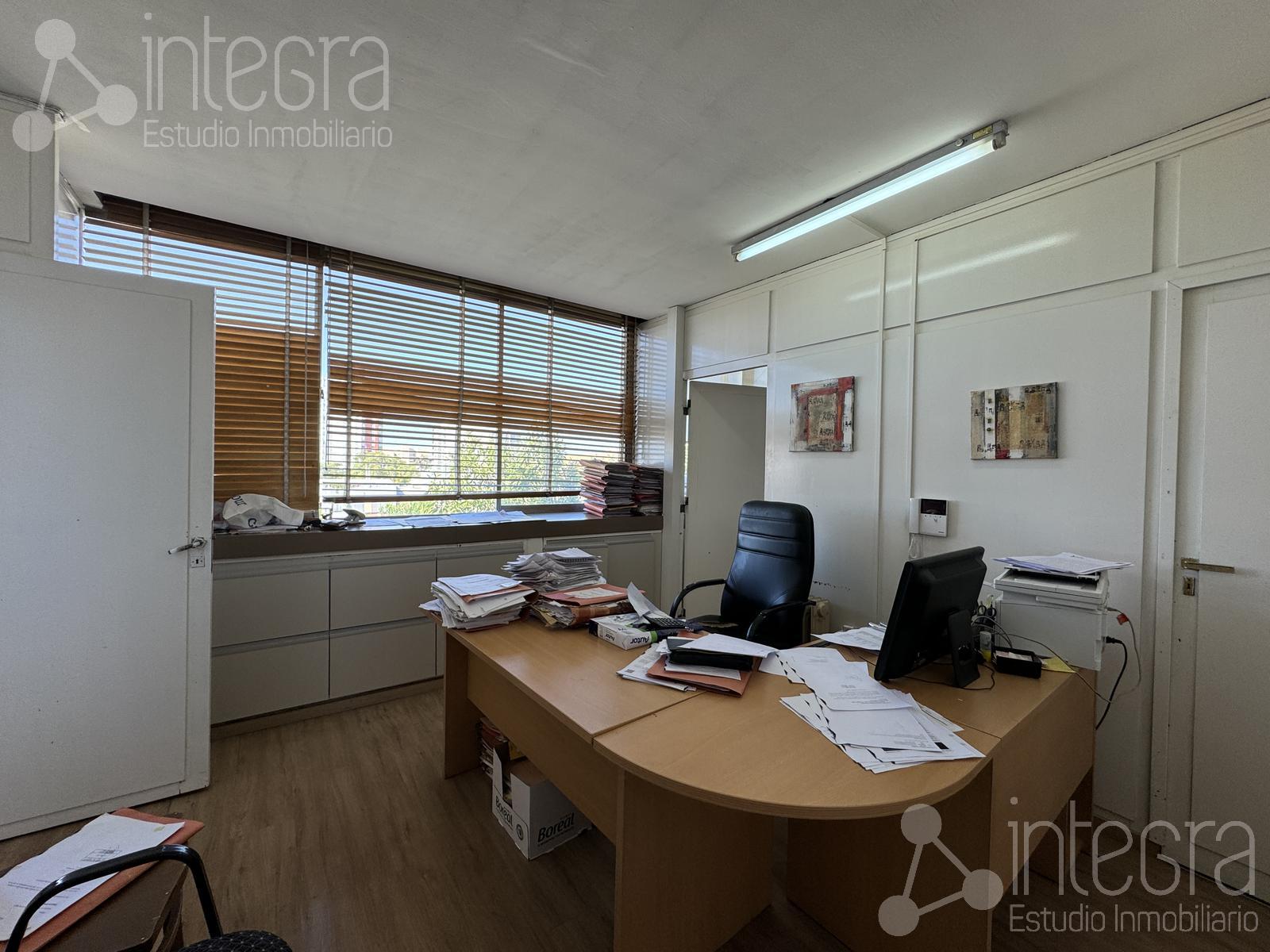 #4963553 | Venta | Oficina | General Roca (Integra Estudio Inmobiliario)