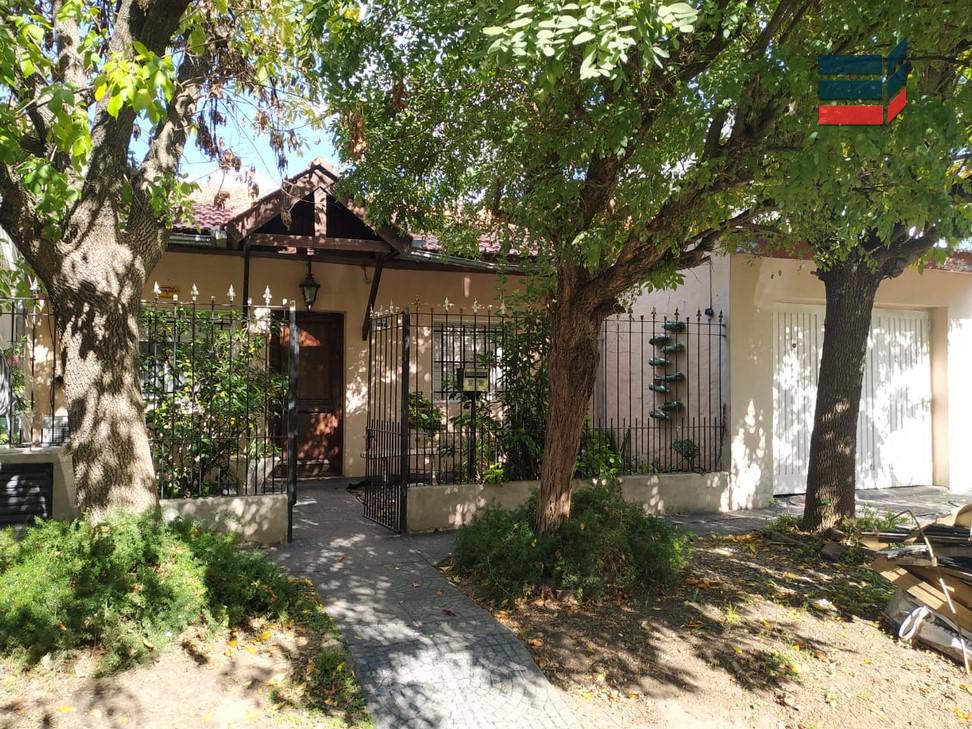 #1961264 | Venta | Casa | Parque Esperanza (Di Martino Propiedades)