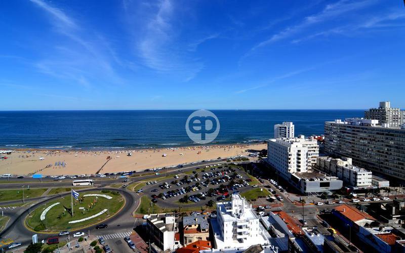 #3239041 | Temporary Rental | Apartment | Playa Mansa (Emiliano Pedrozo)