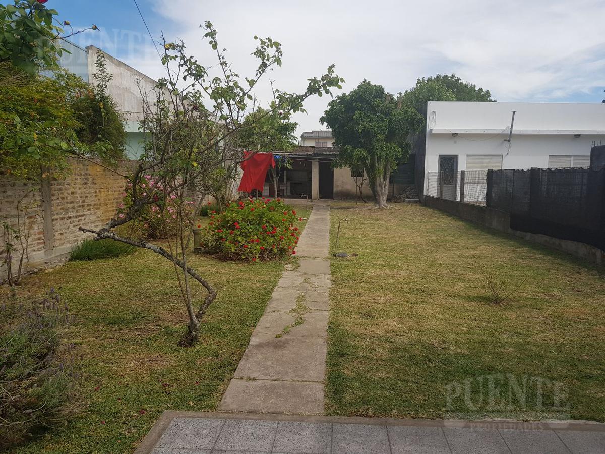 #355590 | Venta | Casa | Lomas De Zamora (Puente Propiedades)