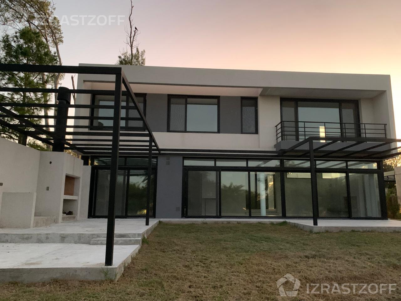 #5063872 | Venta | Casa | San Matias (Izrastzoff Agentes Inmobiliarios)