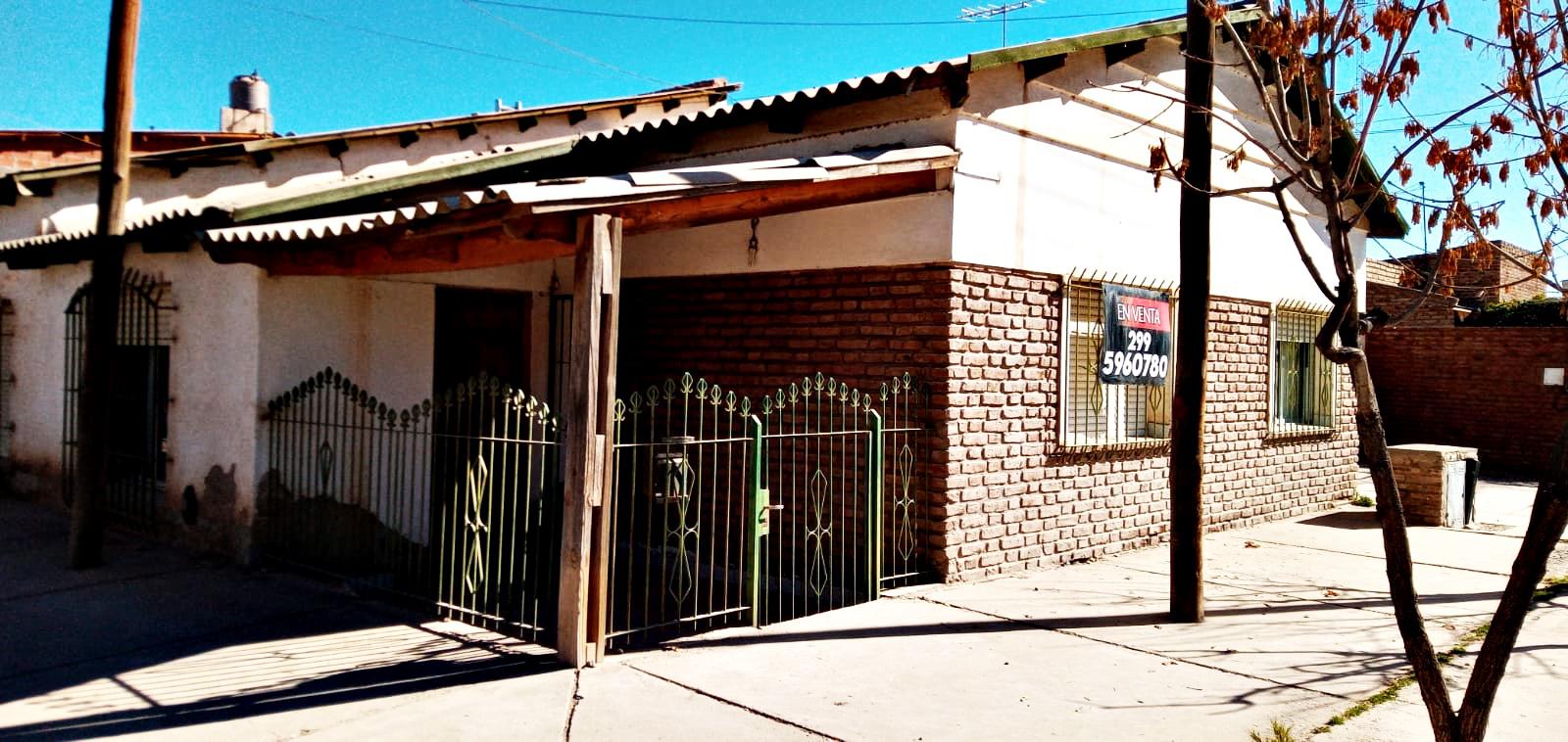 #4756501 | Venta | Casa | Cinco Saltos (Sellers)