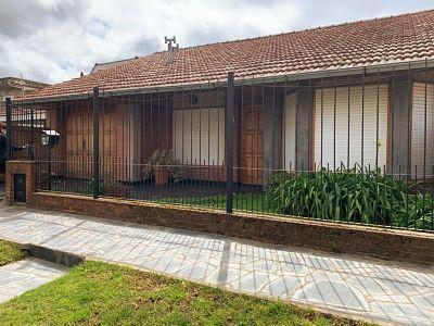 #4015441 | Venta | Casa | Mar Del Plata (Panasci Propiedades)