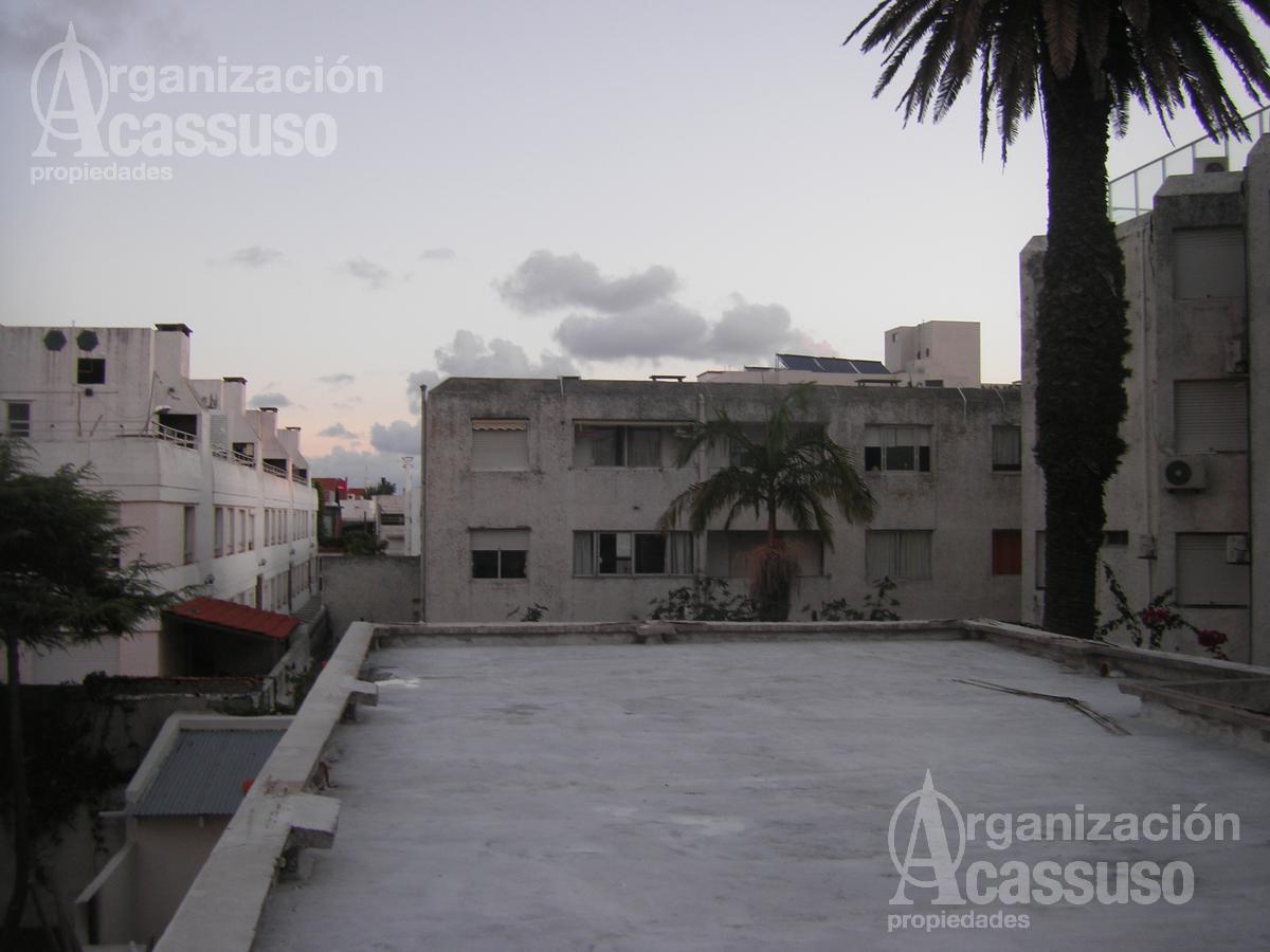 #827414 | Venta | Local | Península (Organización Acassuso - Casa Central)