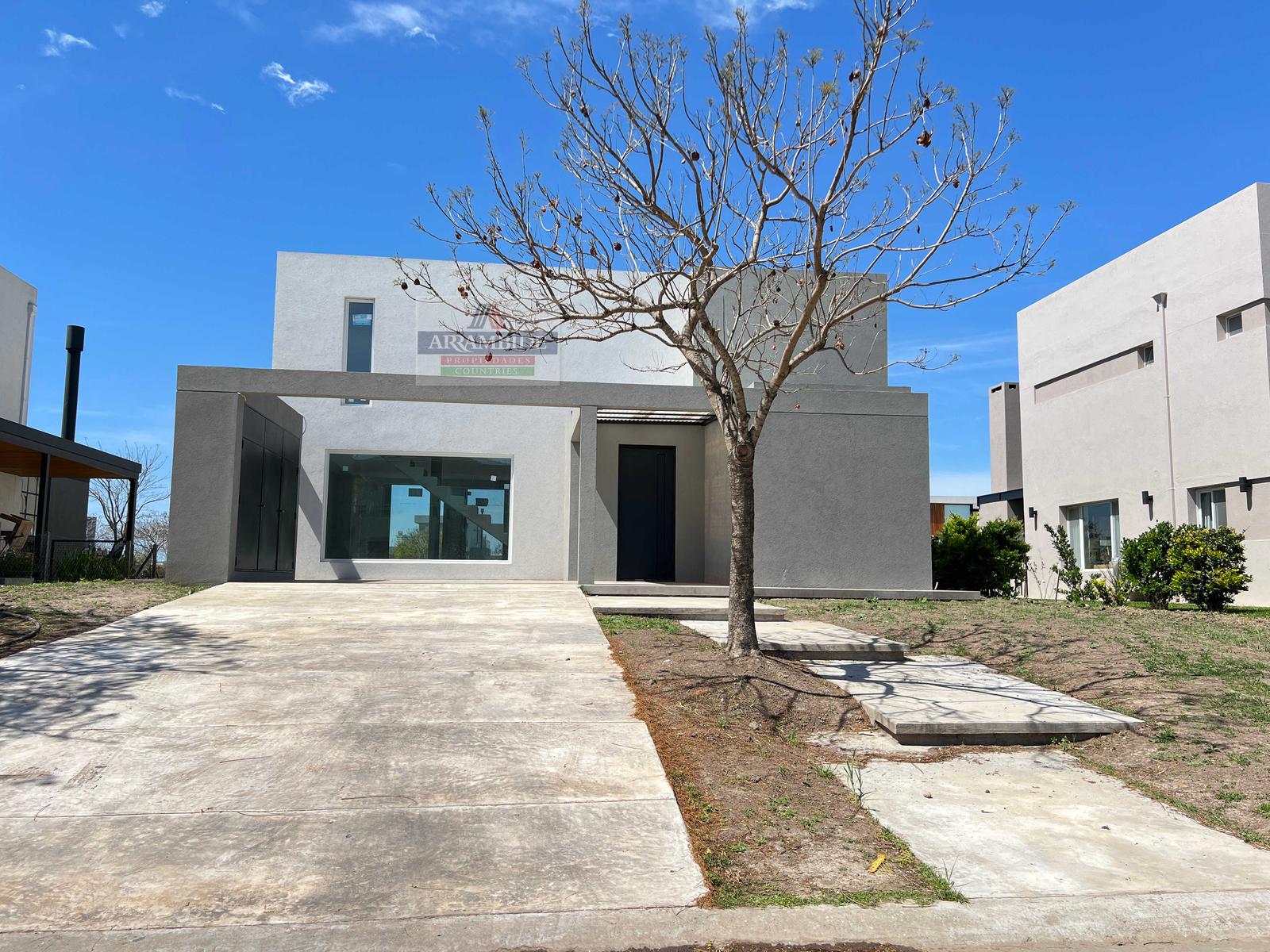 #5400090 | Venta | Casa | Puertos del Lago - Barrio Vistas (Arrambide Propiedades)