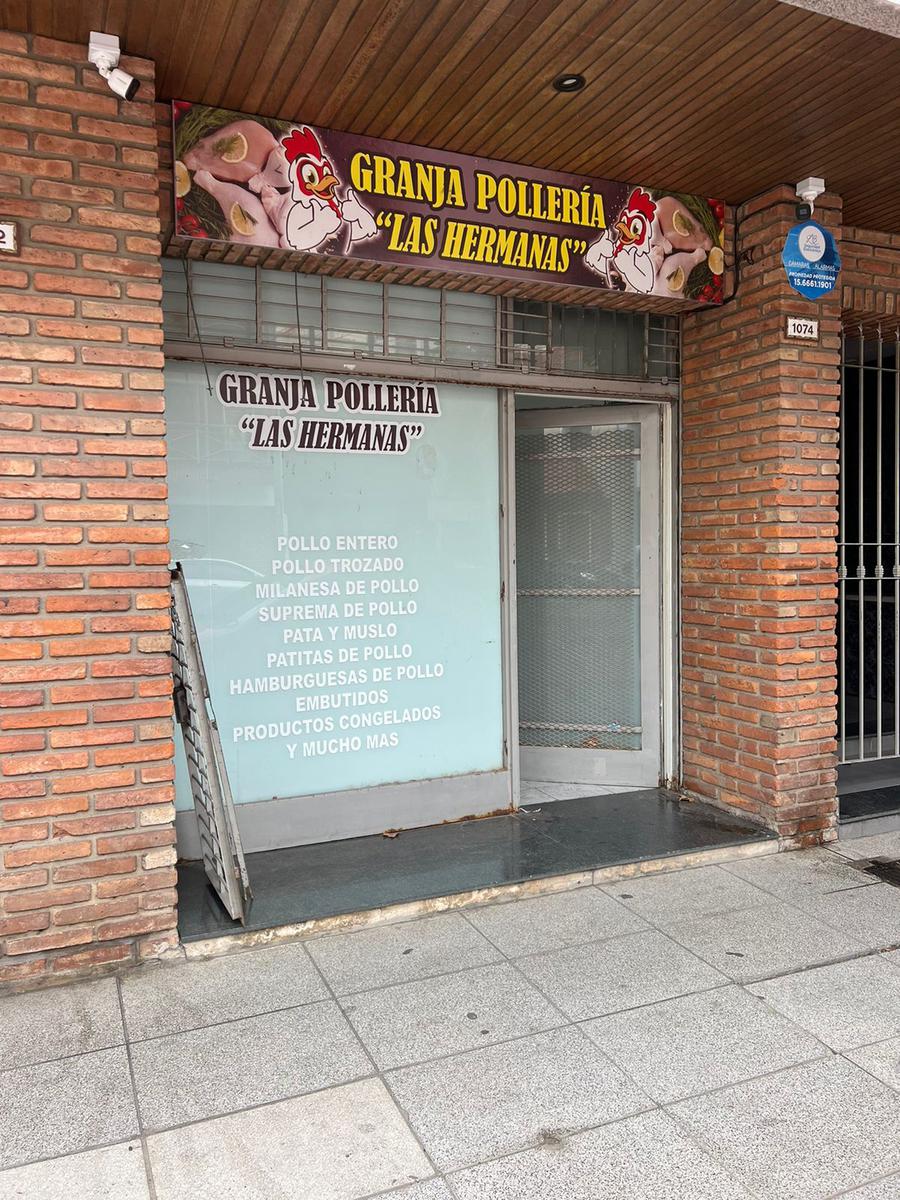 #4948959 | Venta | Local | Liniers (M.A.Scavino Propiedades)