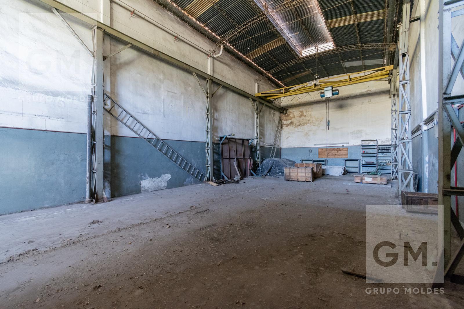 #5105570 | Sale | Warehouse | Barracas (Grupo Moldes)