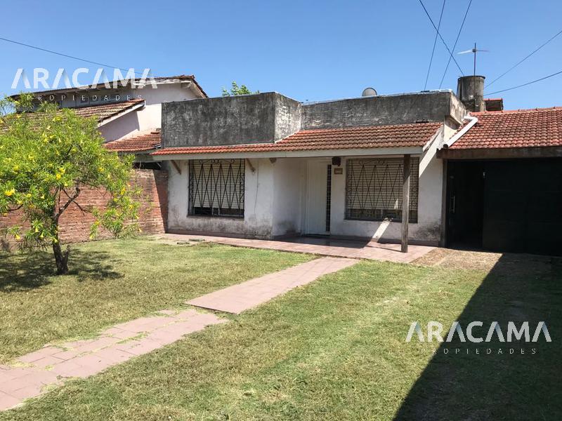 #4930326 | Sale | House | Monte Grande (Aracama Propiedades)