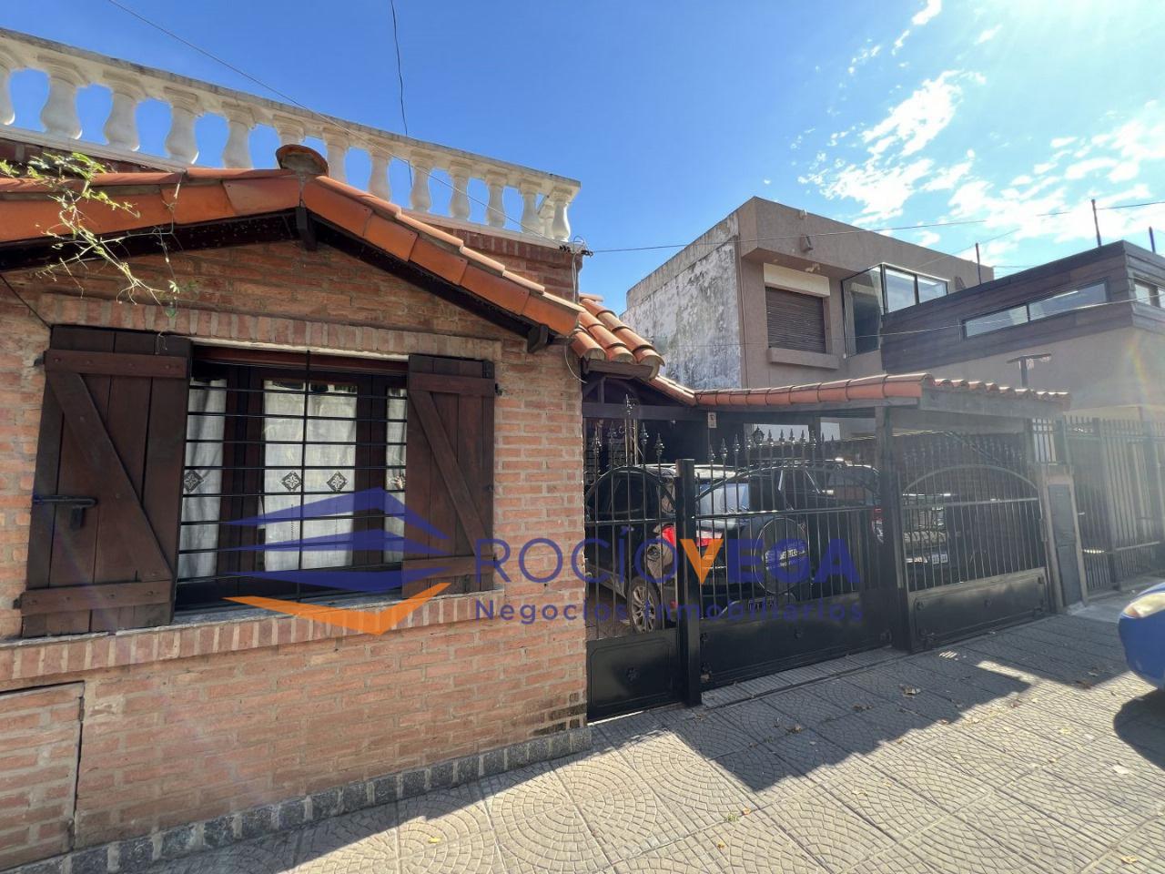 #5253705 | Sale | House | Castelar Norte (Vega Negocios Inmobiliarios)