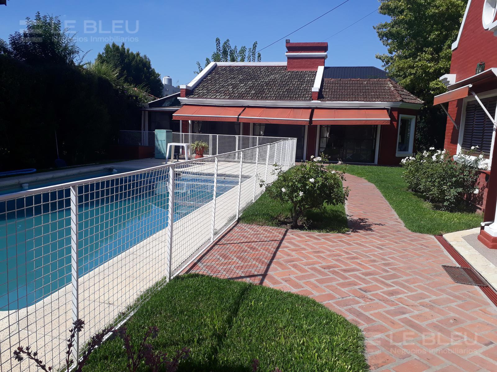 #5249613 | Sale | House | Aranzazu (Le Bleu Negocios Inmobiliarios)