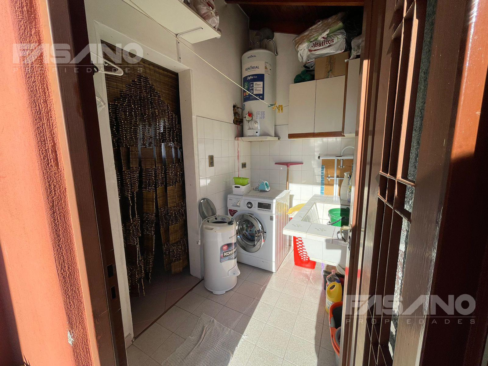 #5253688 | Sale | House | General San Martin (FASANO)