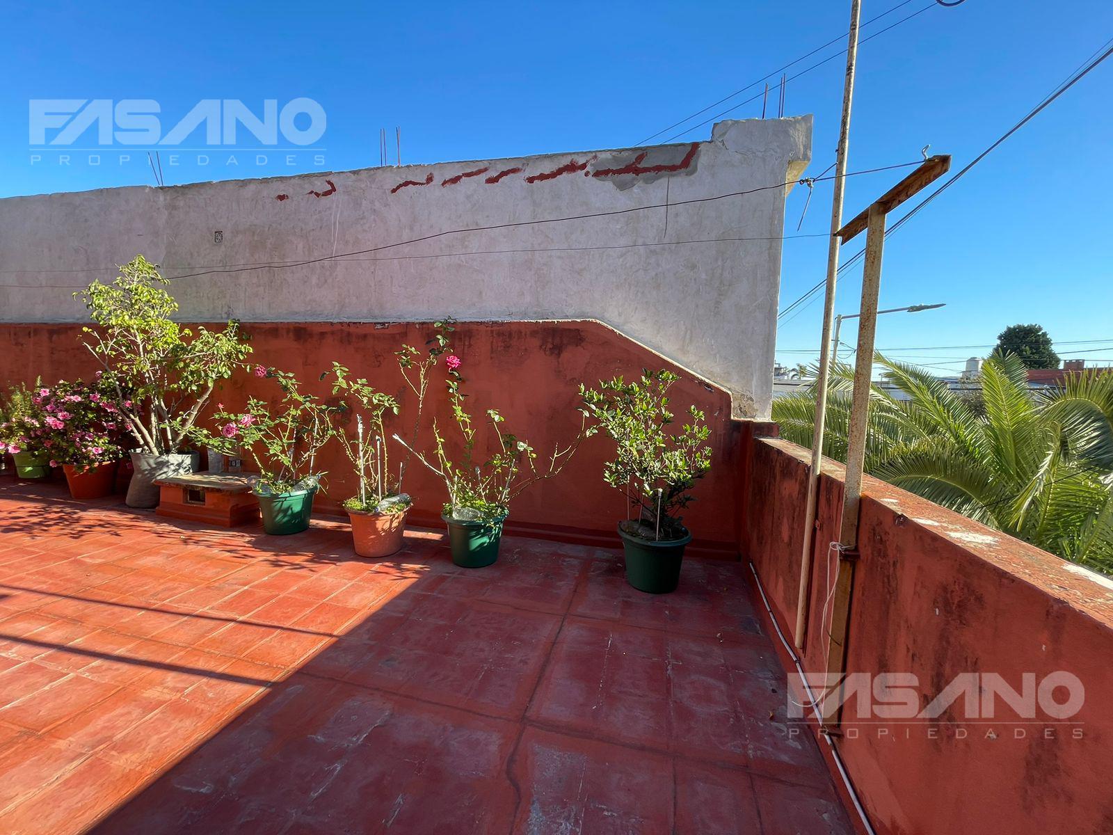 #5253688 | Sale | House | General San Martin (FASANO)