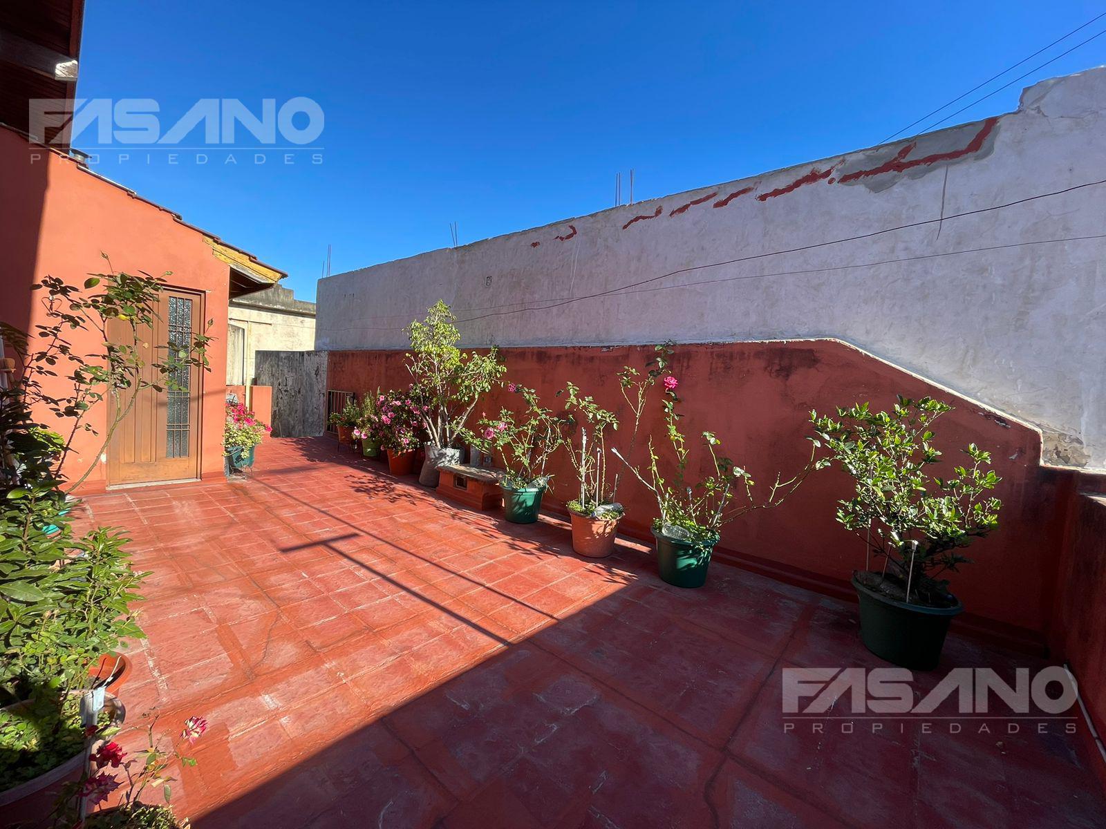 #5253688 | Sale | House | General San Martin (FASANO)