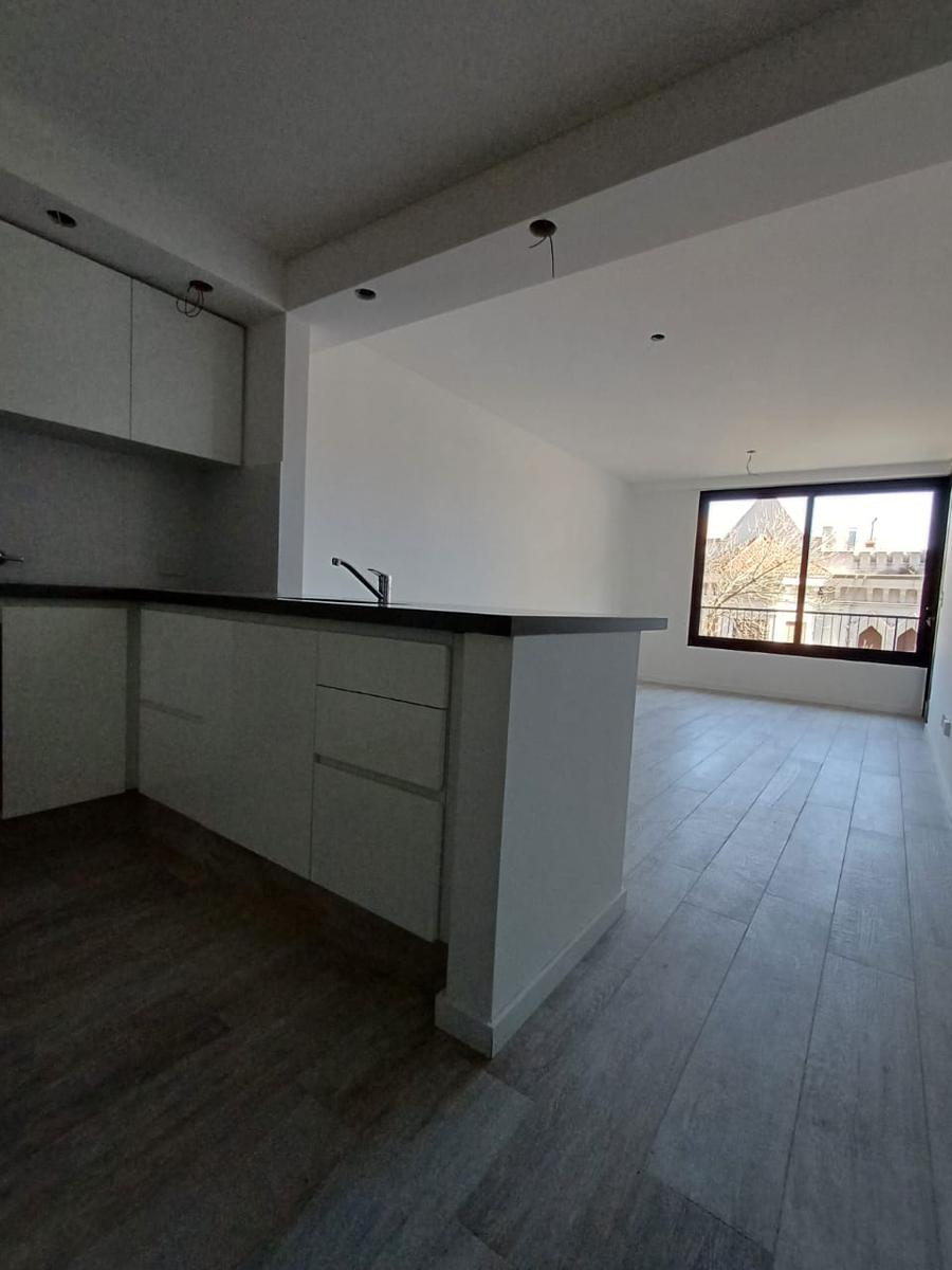 #5274084 | Alquiler | Departamento | Centro (ABIAD ALBERTO PROPIEDADES)