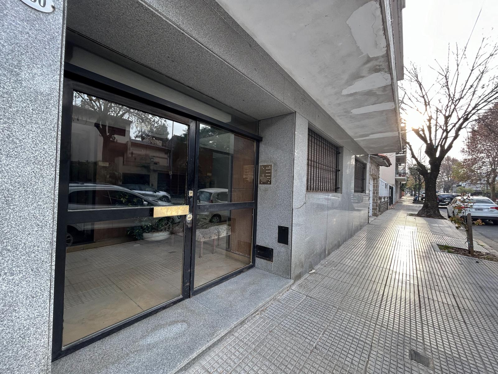 #5269983 | Venta | Departamento | Versalles (PALOPOLI  Bienes Raices)