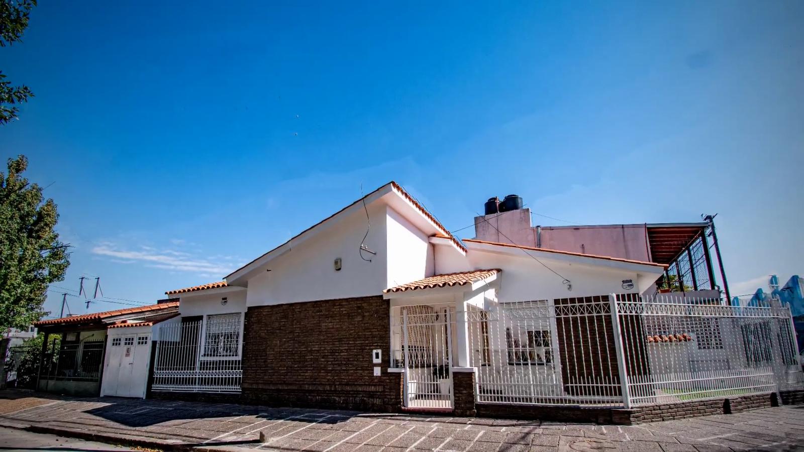 #5296686 | Venta | Casa | La Florida (Squadra Propiedades)