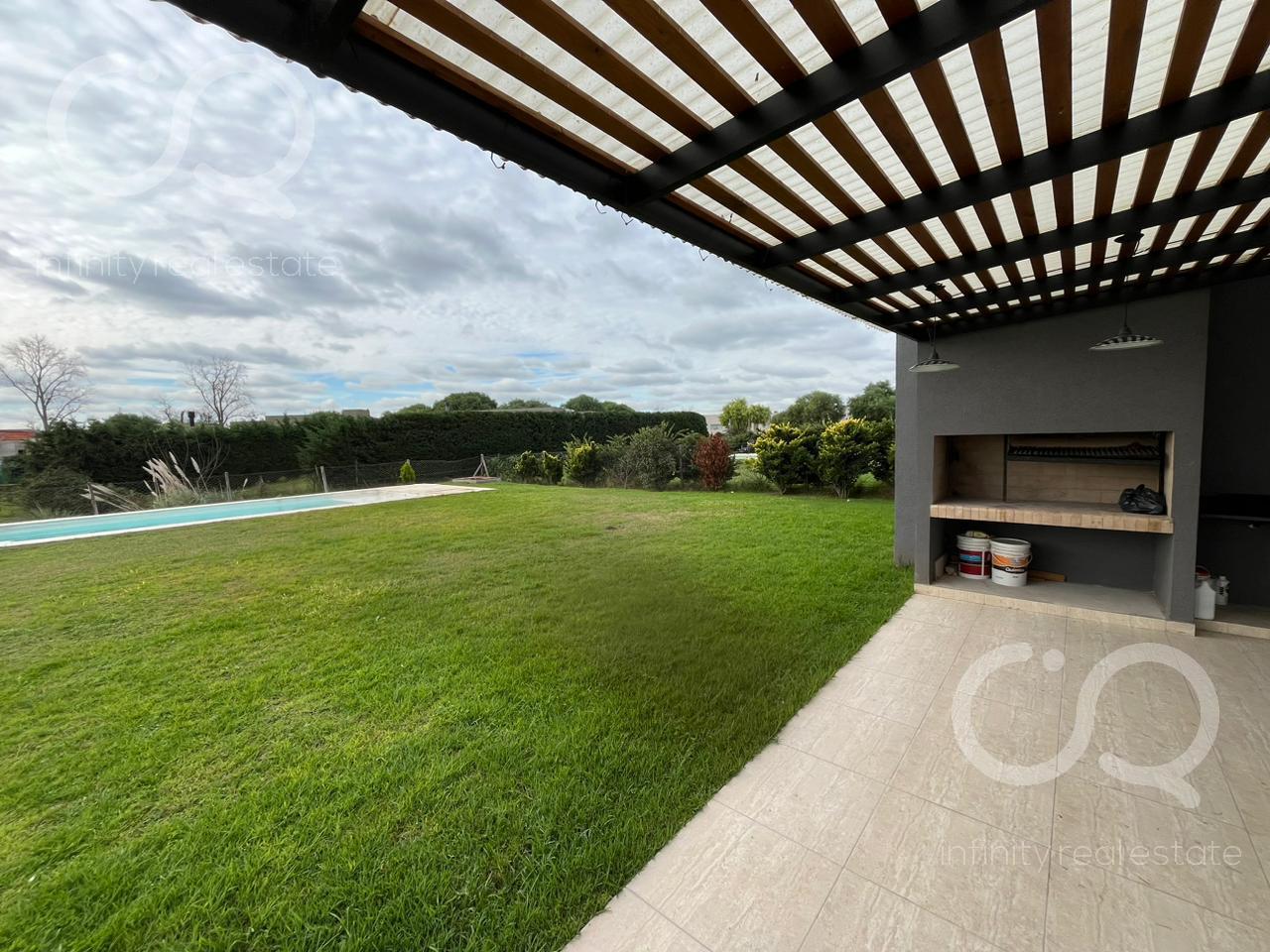 #5273631 | Venta | Casa | San Sebastián (Infinity Group)