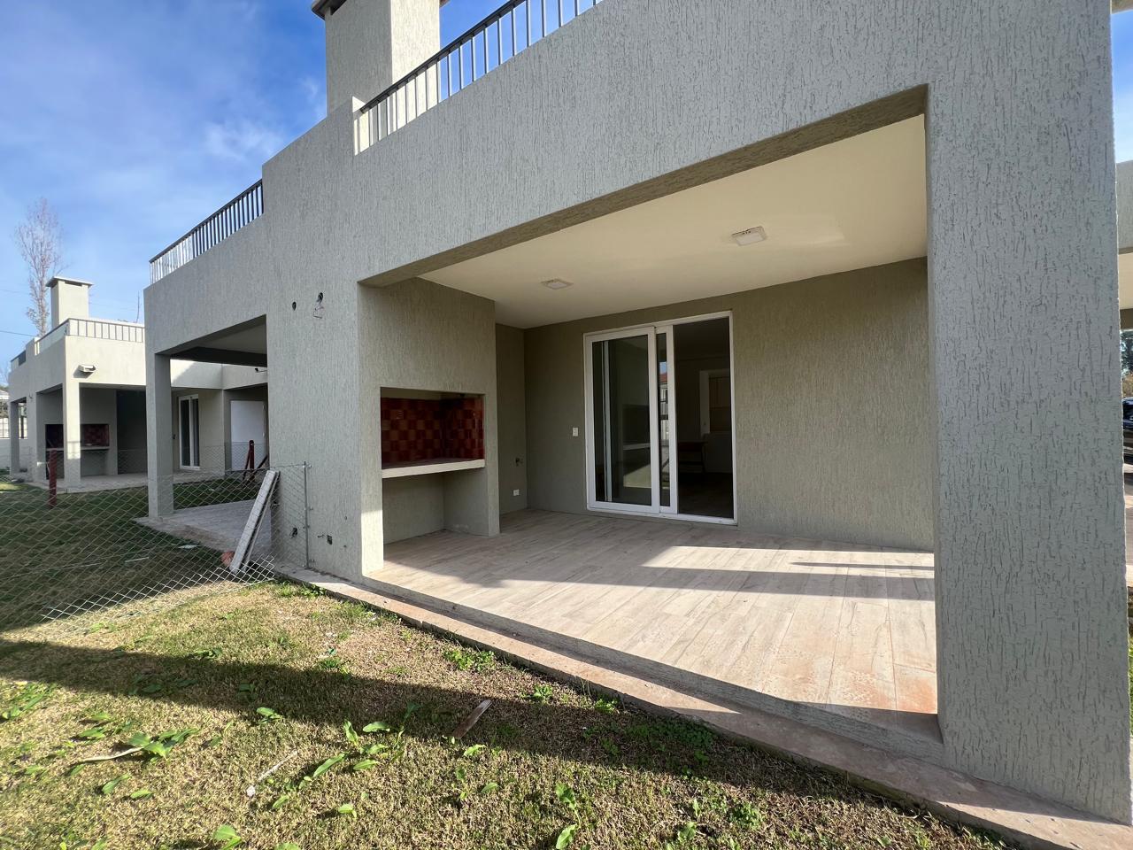 #5280587 | Venta | Casa | Pilar (GET PROPIEDADES)