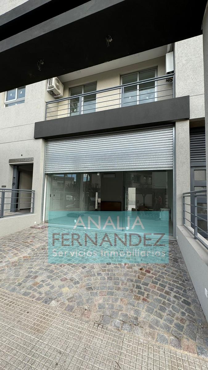 #5282394 | Alquiler | Local | Villa Santos Tesei (Analía Fernández Servicios Inmobiliarios)