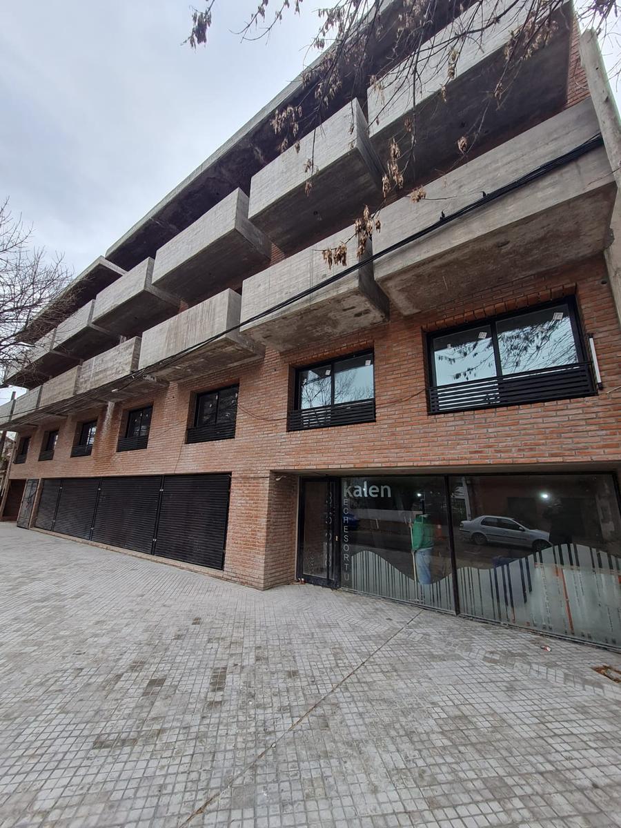 #5279828 | Venta | Departamento | Echesortu (Sebastianelli Negocios Inmobiliarios)