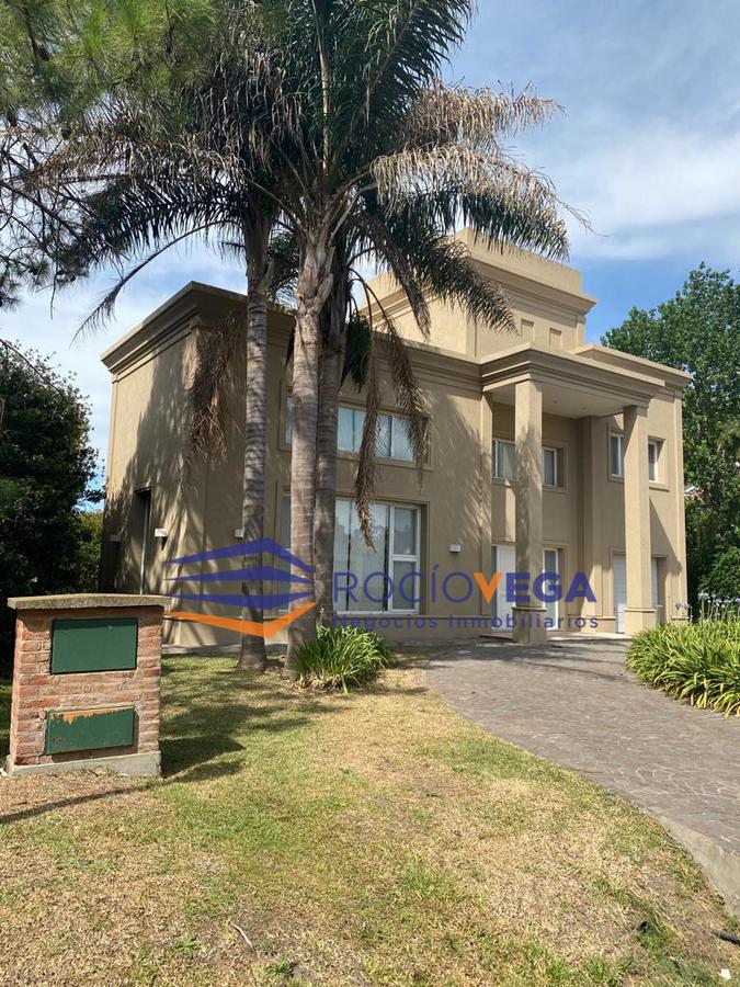 #3377101 | Venta | Casa | Campos De Alvarez (Vega Negocios Inmobiliarios)