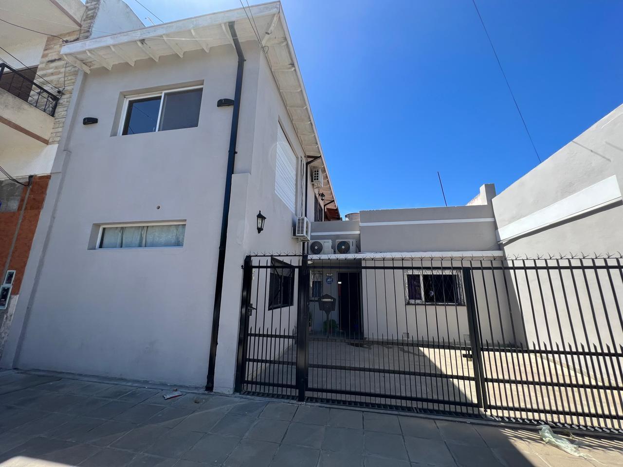 #5285717 | Venta | Casa | Jose Leon Suarez (Lacerra Propiedades)